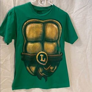 Teenage Mutant Ninja Turtles Leonardo tee.